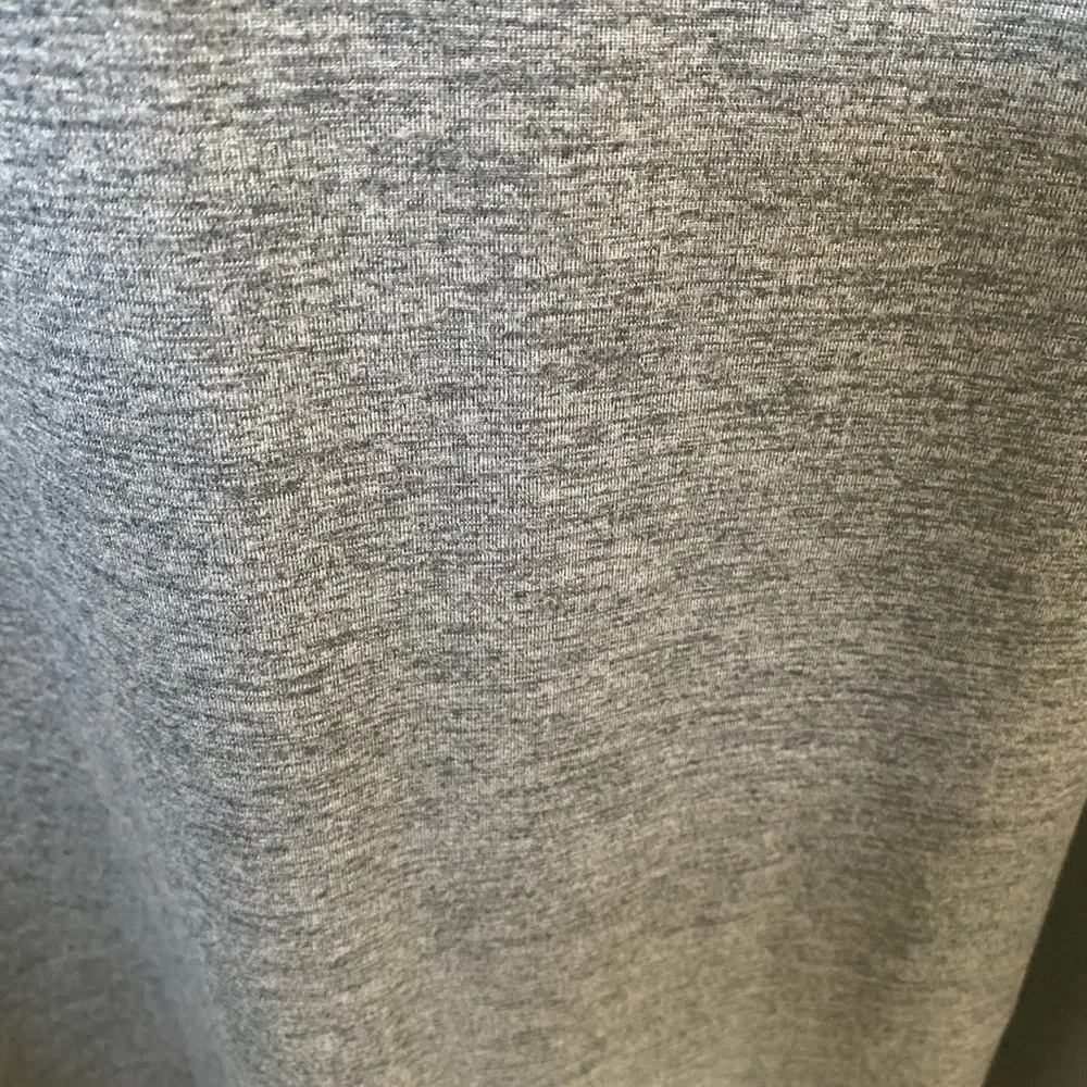 Men’s Half Zip Size 3XL Gray In Great Condition By Ideology